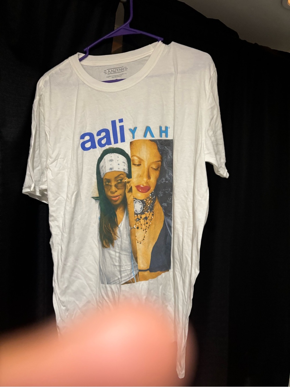 BoohooMan Aaliyah Tee